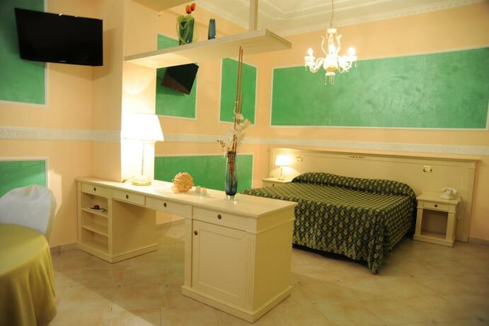 Imagen general del Hotel Villa Santa Maria. Foto 9