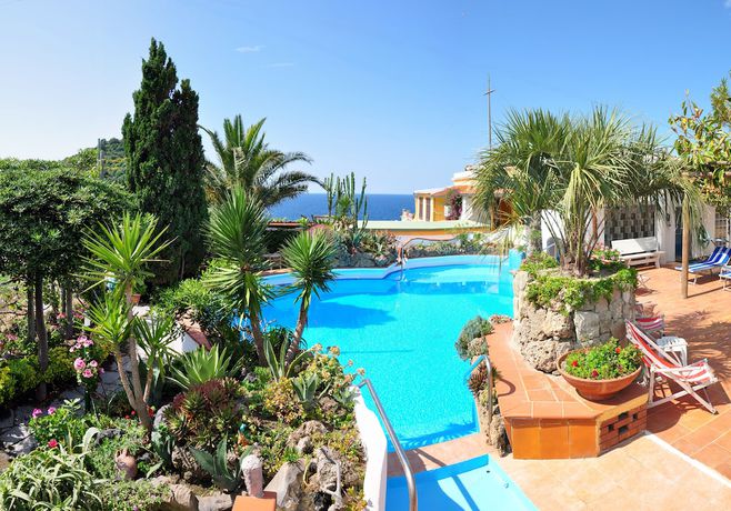 Imagen general del Hotel Villa Sirena, Sant'Angelo. Foto 1