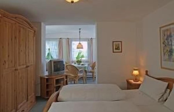 Imagen de la habitación del Hotel Villa Sisi. Foto 13