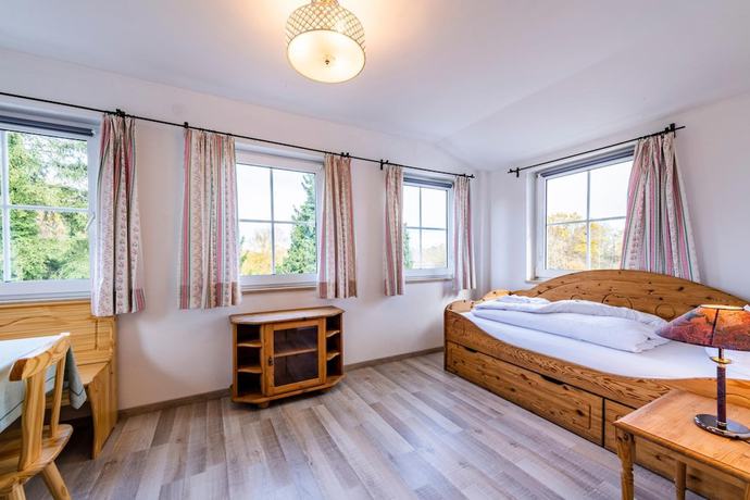 Imagen de la habitación del Hotel Villa Sisi. Foto 14