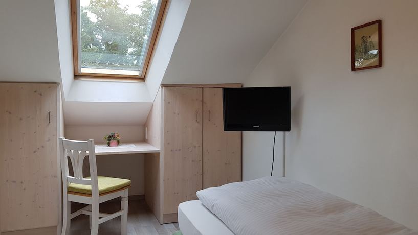 Imagen de la habitación del Hotel Villa Sisi. Foto 18