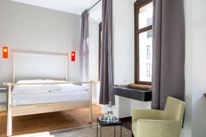Imagen de la habitación del Hotel Villa Vie. Foto 16