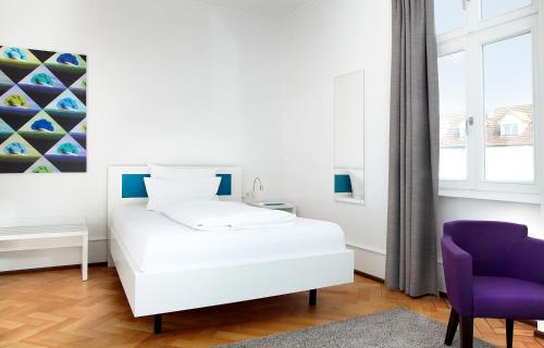 Imagen de la habitación del Hotel Villa8. Foto 6