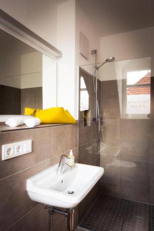 Imagen de la habitación del Hotel Villa8. Foto 9