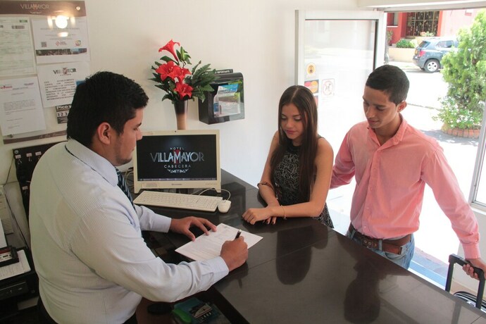 Imagen de los interiores del Hotel Villamayor Cabecera. Foto 29