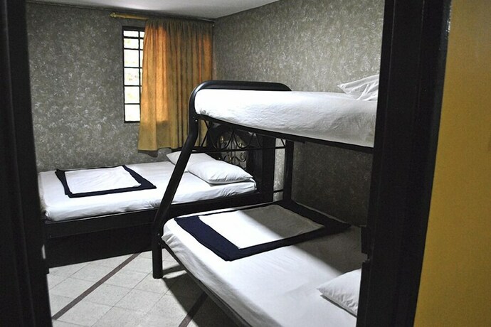 Imagen de la habitación del Hotel Villas Del Estadio. Foto 14