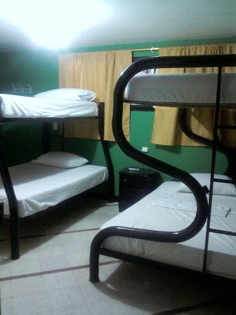 Imagen de la habitación del Hotel Villas Del Estadio. Foto 29