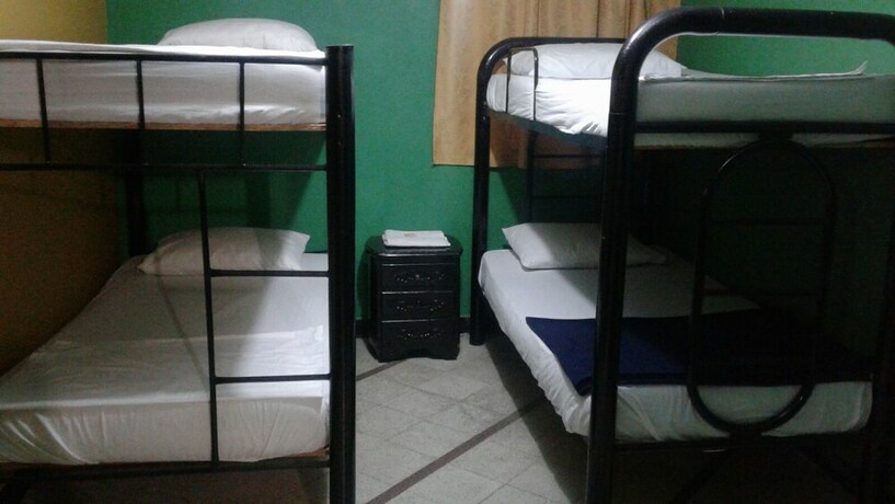 Imagen de la habitación del Hotel Villas Del Estadio. Foto 31