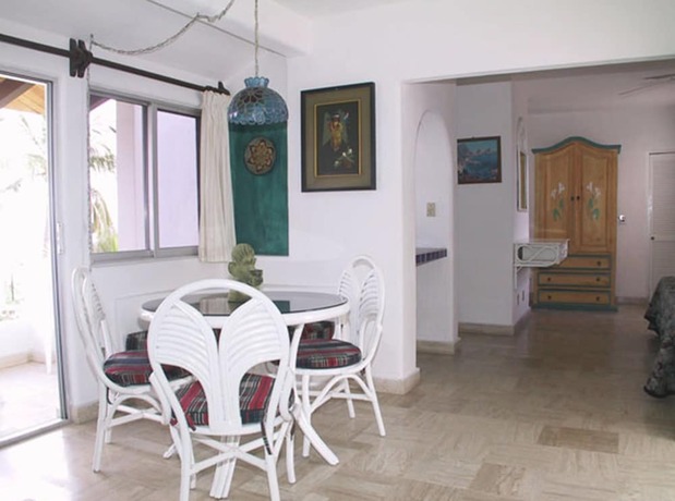 Imagen de la habitación del Hotel Villas Los Angeles. Foto 3