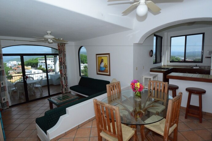 Imagen de la habitación del Hotel Villas Los Angeles. Foto 11