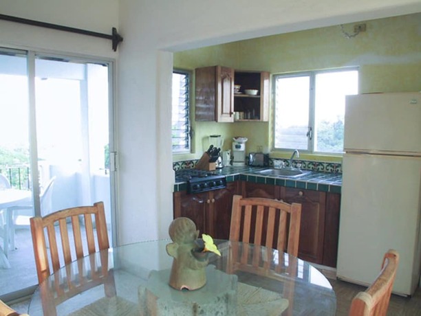 Imagen de la habitación del Hotel Villas Los Angeles. Foto 21