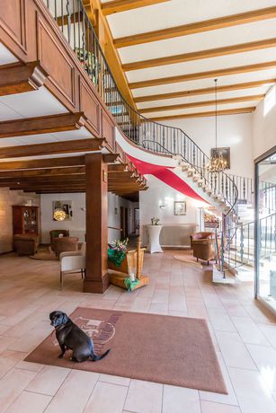 Imagen de los interiores del Hotel Vorderburg. Foto 19