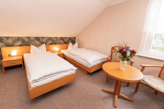 Imagen de la habitación del Hotel Waldhaus Waltershausen. Foto 4