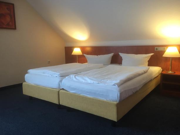 Imagen de la habitación del Hotel Walker. Foto 12