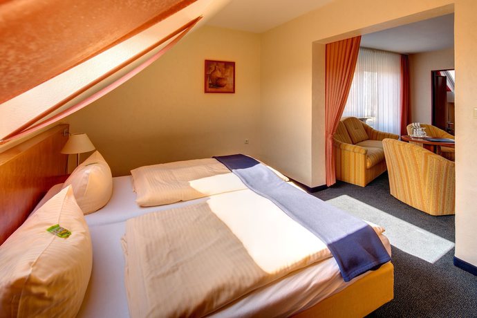 Imagen de la habitación del Hotel Walker. Foto 16