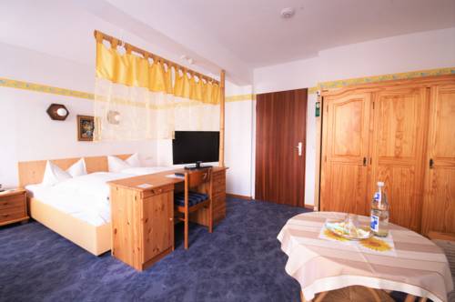 Imagen de la habitación del Hotel Weidenau. Foto 7