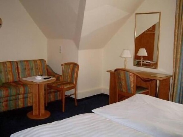 Imagen de la habitación del Hotel Weimer. Foto 7