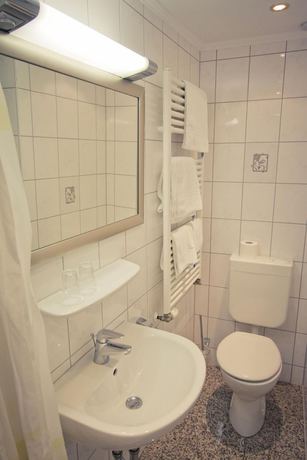 Imagen de la habitación del Hotel Weinhaus Weis. Foto 15