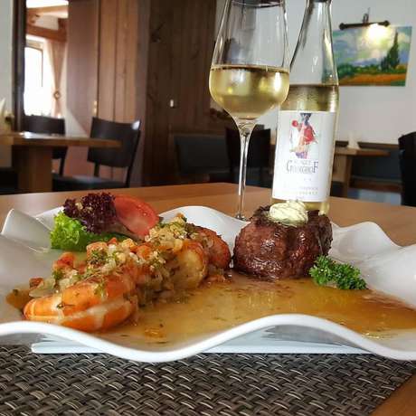 Imagen del bar/restaurante del Hotel Weinhaus Weis. Foto 5