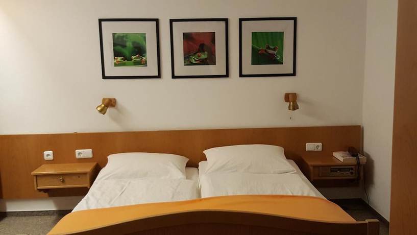 Imagen de la habitación del Hotel Weinhaus Weis. Foto 17