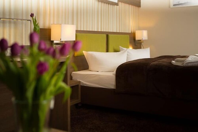 Imagen de la habitación del Hotel Wei&szlig;e Elster. Foto 15