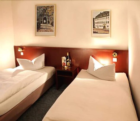 Imagen de la habitación del Hotel Wei&szlig;e Elster. Foto 17