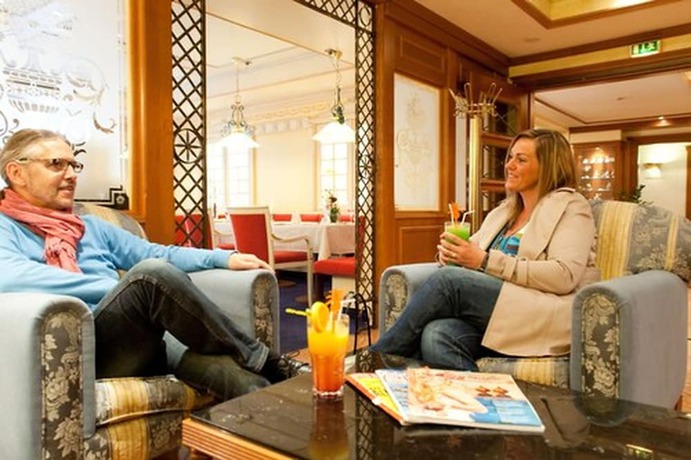 Imagen de los interiores del Hotel Wei&szlig;es Ro&szlig; Marienberg. Foto 19