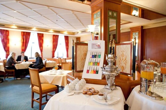 Imagen del bar/restaurante del Hotel Wei&szlig;es Ro&szlig; Marienberg. Foto 5