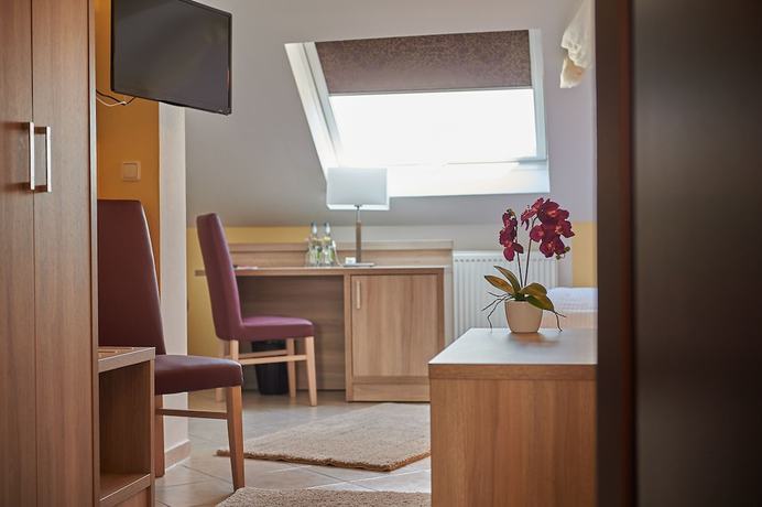 Imagen de la habitación del Hotel Wendelstein. Foto 14