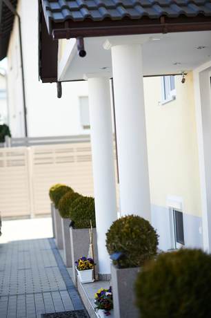 Imagen de los exteriores del Hotel Wendelstein. Foto 18