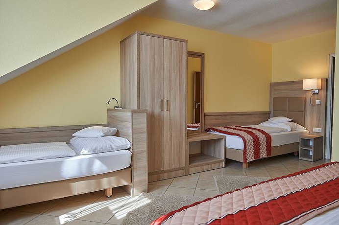 Imagen de la habitación del Hotel Wendelstein. Foto 17