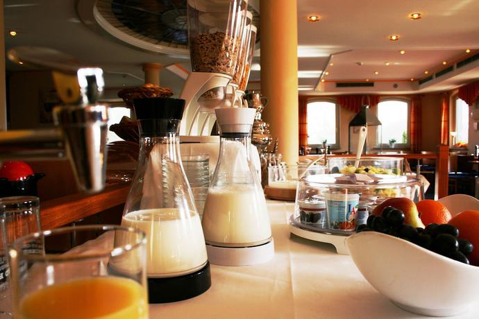 Imagen del bar/restaurante del Hotel Wilhelmsh&ouml;he. Foto 2