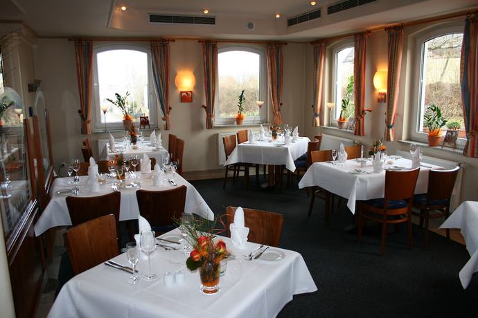 Imagen del bar/restaurante del Hotel Wilhelmsh&ouml;he. Foto 3
