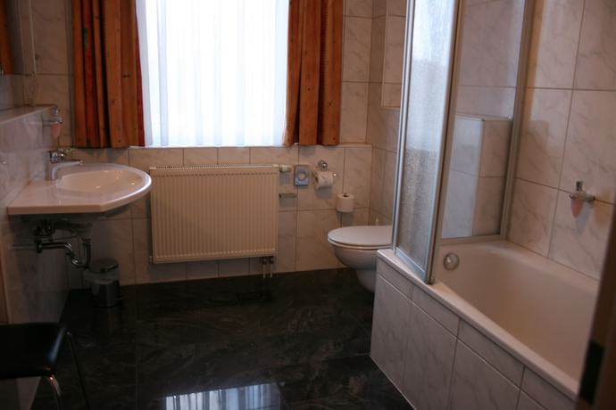 Imagen de la habitación del Hotel Wilhelmsh&ouml;he. Foto 14