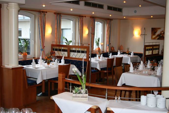 Imagen del bar/restaurante del Hotel Wilhelmsh&ouml;he. Foto 9