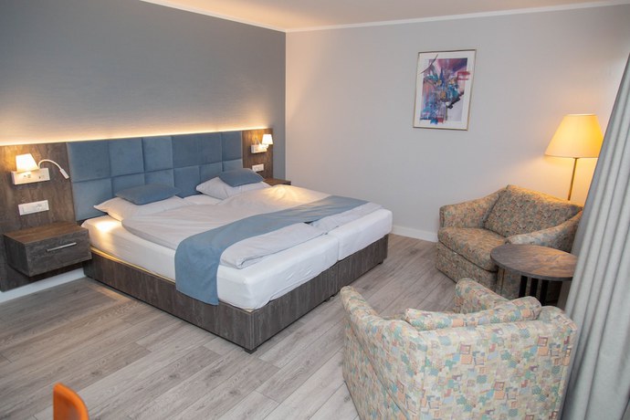 Imagen de la habitación del Hotel Willmeroth. Foto 19