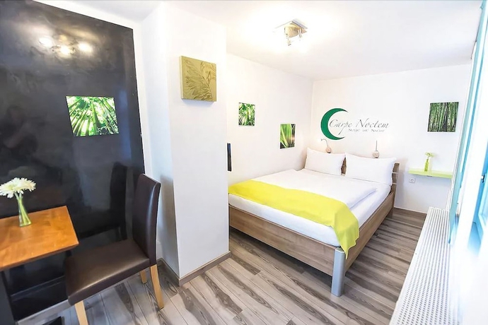 Imagen de la habitación del Hotel Wohnbar. Foto 13