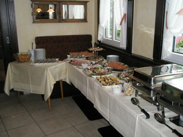 Imagen del bar/restaurante del Hotel Wuppertaler Hof. Foto 4