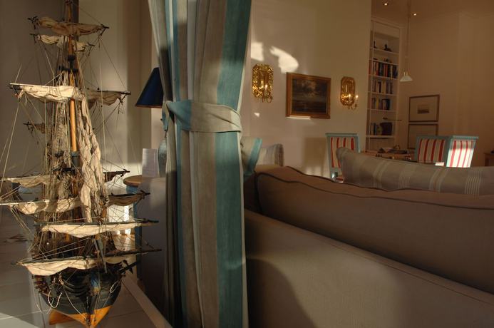 Imagen de los interiores del Hotel W&uuml;nschmann. Foto 16