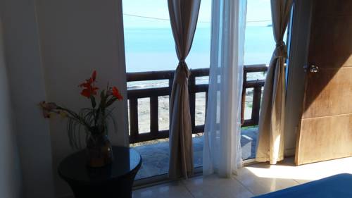 Imagen de la habitación del Hotel Y Cabañas Juanmar. Foto 1