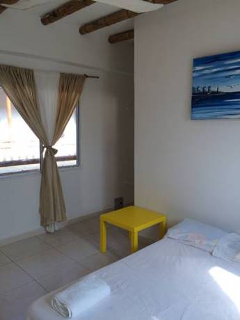 Imagen de la habitación del Hotel Y Caba&ntilde;as Juanmar. Foto 4