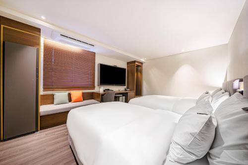Imagen de la habitación del Hotel Yaja Mokpo Peace Square. Foto 17