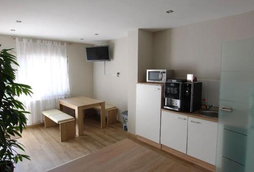 Imagen de la habitación del Hotel Yel. Foto 20