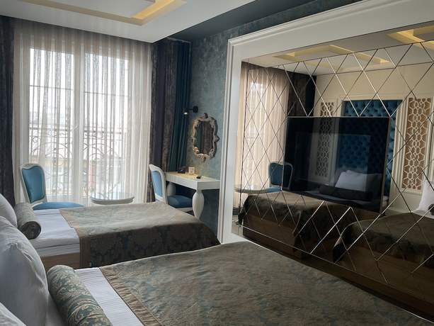 Imagen de la habitación del Hotel Zade. Foto 13