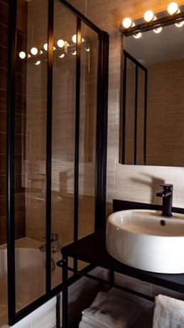 Imagen de la habitación del Hotel Zadig. Foto 7