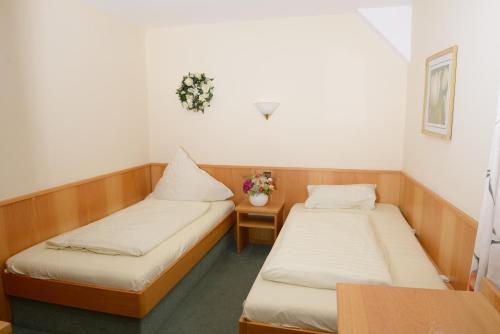 Imagen de la habitación del Hotel Zu den Drei Kronen. Foto 5