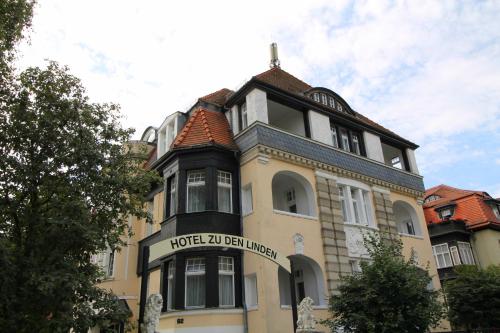 Imagen de los exteriores del Hotel Zu den Linden. Foto 16