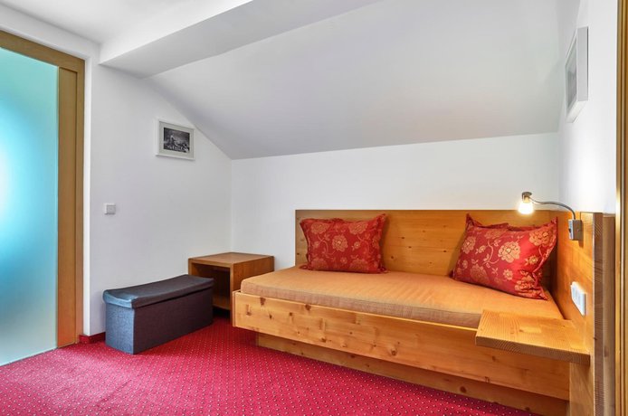 Imagen de la habitación del Hotel Zum Blauen Hecht. Foto 10