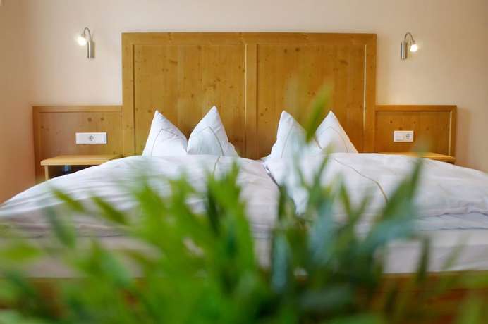 Imagen de la habitación del Hotel Zum Blauen Hecht. Foto 12