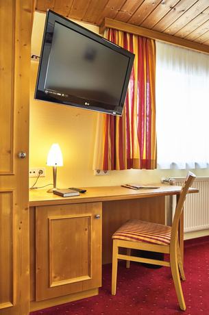 Imagen de la habitación del Hotel Zum Blauen Hecht. Foto 16